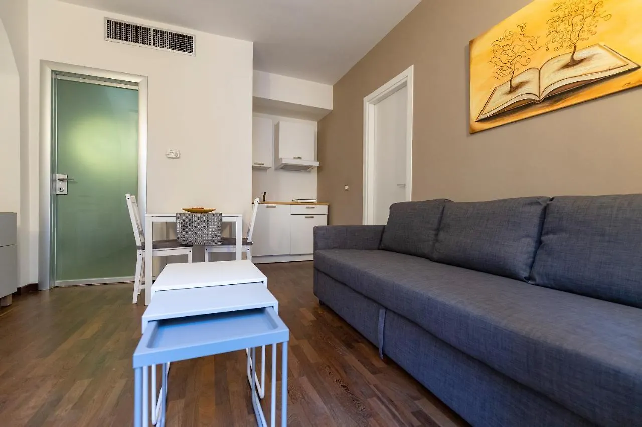 Dimora degli Artisti Apartments Catania