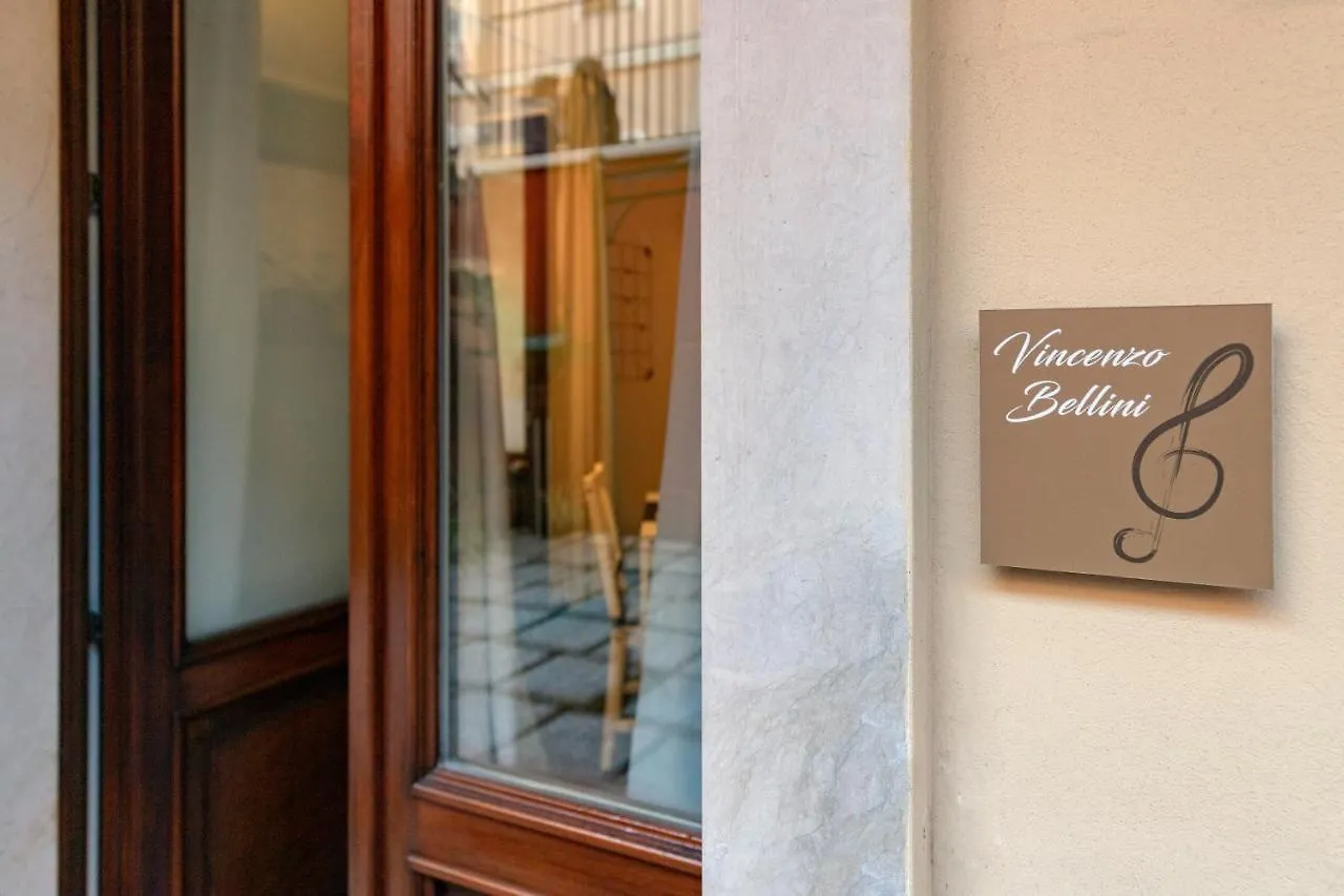 Dimora degli Artisti Apartments Catania Italia
